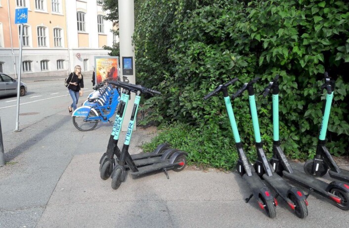 Distanse, pris og trygghet er med på å avgjøre hva slags sykkel som velges. Bysykkel eller el-sparkesykkel. Foto: Anders Høilund Distanse, pris og trygghet er med på å avgjøre hva slags sykkel som velges. Bysykkel eller el-sparkesykkel. Foto: Anders Høilund