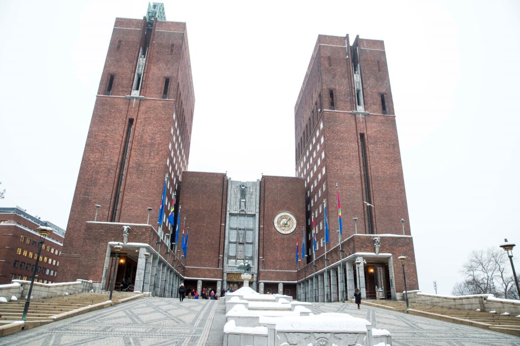 Oslo kommune må låne penger for å kunne betale tilbake eiendomsskatt til innbyggerne. Foto: Terje Pedersen / NTB scanpix Oslo kommune må låne penger for å kunne betale tilbake eiendomsskatt til innbyggerne. Foto: Terje Pedersen / NTB scanpix