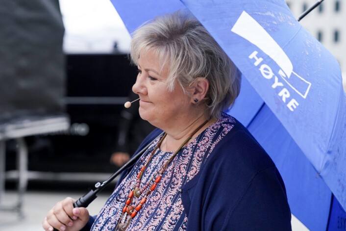Høyreleder og statsminister Erna Solberg var tilstede i regnværet da partiet åpnet valgkampen i Oslo. Foto: Fredrik Hagen / NTB scanpix Høyreleder og statsminister Erna Solberg var tilstede i regnværet da partiet åpnet valgkampen i Oslo. Foto: Fredrik Hagen / NTB scanpix