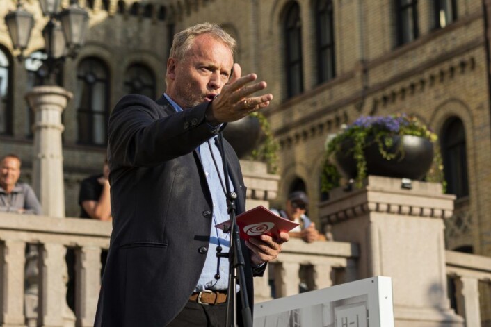 Raymond Johansen: – Vi skal ikke ha et samfunn som sier oss og dem. Foto: Morten Lauveng Jørgensen Raymond Johansen: – Vi skal ikke ha et samfunn som sier oss og dem. Foto: Morten Lauveng Jørgensen