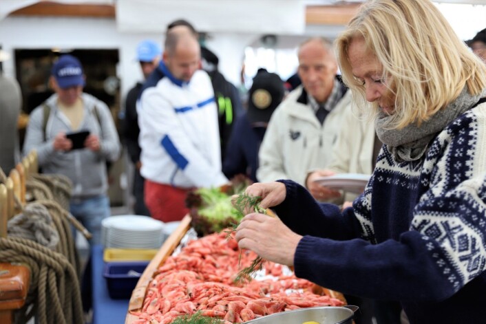 Det ble servert ubegrenset med reker på turen. Foto: André Kjernsli Det ble servert ubegrenset med reker på turen. Foto: André Kjernsli