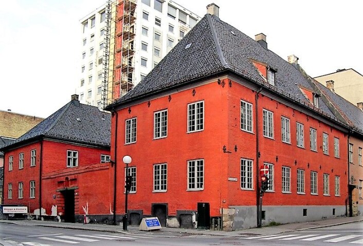 Dette historiske bygget i Rådhusgata 7 skal fortelle historien om Oslos murgårder. Foto: Mahlum / Wikimedia Commons Dette historiske bygget i Rådhusgata 7 skal fortelle historien om Oslos murgårder. Foto: Mahlum / Wikimedia Commons