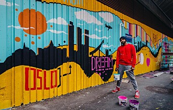 I en av Oslos tristeste gater har en kunstner fra London fått boltre seg på en 100 meter lang vegg