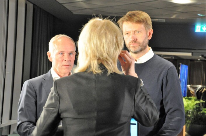 Eirik Lae Solberg og Jan Tore Sanner intervjues av NRKs Lisbet Skei under Høyres valgvake i Oslo. Foto: Arnsten Linstad Eirik Lae Solberg og Jan Tore Sanner intervjues av NRKs Lisbet Skei under Høyres valgvake i Oslo. Foto: Arnsten Linstad
