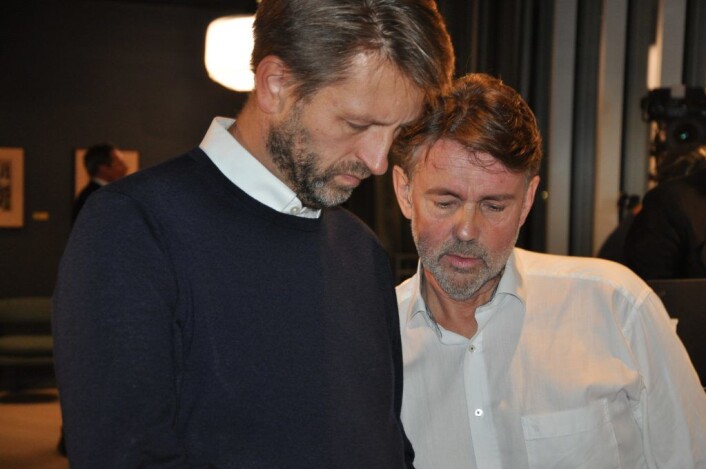Høyres toppkandidat Eirik Lae Solberg og pressesjef Rune Dahl leser velgernes dom i Oslo under valgvaken på Clarion hotell i Bjørvika forrige uke. Foto: Arnsten Linstad Høyres toppkandidat Eirik Lae Solberg og pressesjef Rune Dahl leser velgernes dom i Oslo under valgvaken på Clarion hotell i Bjørvika forrige uke. Foto: Arnsten Linstad