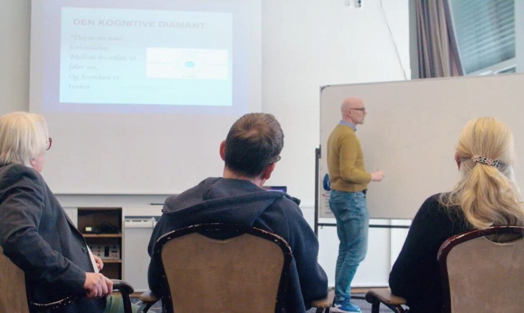 Behandlingsprogrammet for alkohol på Vangseter varer i seks uker, mens behandlingsprogrammet for medikamenter varer i ti uker. Behandlingsprogrammet for alkohol på Vangseter varer i seks uker, mens behandlingsprogrammet for medikamenter varer i ti uker.