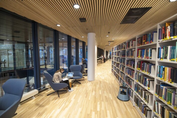 Deler av biblioteket inne på Domus Juridica, som allerede er tatt i bruk av studentene. Foto: Olav Helland Deler av biblioteket inne på Domus Juridica, som allerede er tatt i bruk av studentene. Foto: Olav Helland