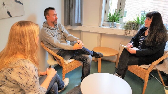 Gruppesamtale hos familieteamet på Grünerløkka. Foto: Tarjei Olsen Gruppesamtale hos familieteamet på Grünerløkka. Foto: Tarjei Olsen