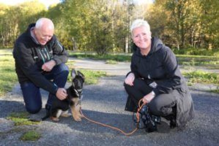 Fra hunderusken, med ruskengeneral Hauger til venstre. Fra hunderusken, med ruskengeneral Hauger til venstre.