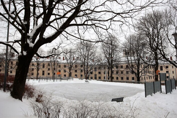 Skøytebanen på Evald Ryghs plass, 4. februar. Skøytebanen på Evald Ryghs plass, 4. februar.