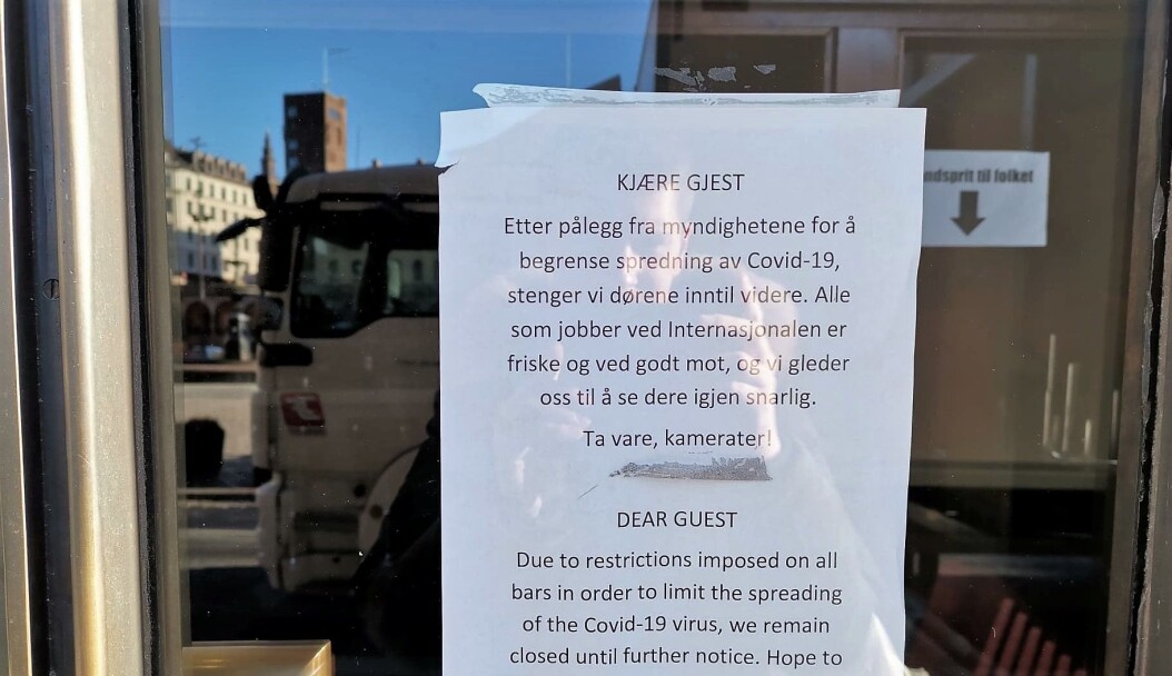 Denne plakaten møter gjester som vil ta seg en kald pils på Internasjonalen. Denne plakaten møter gjester som vil ta seg en kald pils på Internasjonalen.