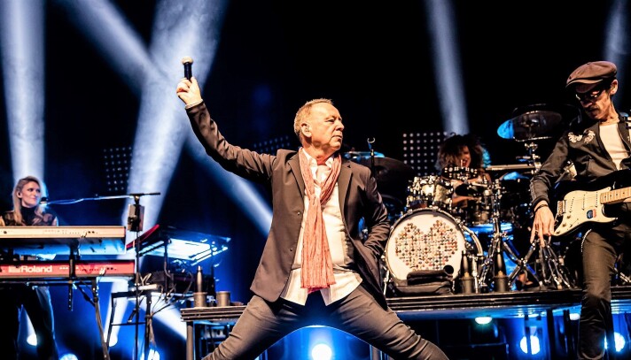 Jim Kerr og Simple Minds var et av de siste bandene som fikk spille på Rockefeller før konsertscenen ble koronastengt. Jim Kerr og Simple Minds var et av de siste bandene som fikk spille på Rockefeller før konsertscenen ble koronastengt.