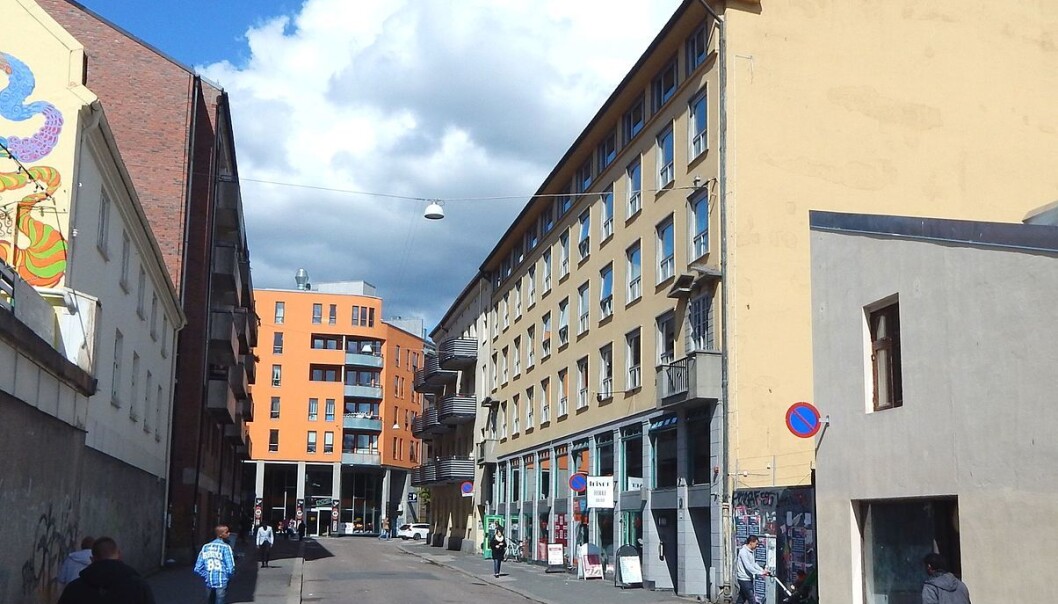 – Folk på Grønland har mer bruk for sosialt utjevnende tiltak, som rimelige prisregulerte leie- og eierboliger, enn restauranter og kunstgallerier myntet på kjøpesterke hipstere, sier Daniel Vernegg. – Folk på Grønland har mer bruk for sosialt utjevnende tiltak, som rimelige prisregulerte leie- og eierboliger, enn restauranter og kunstgallerier myntet på kjøpesterke hipstere, sier Daniel Vernegg.