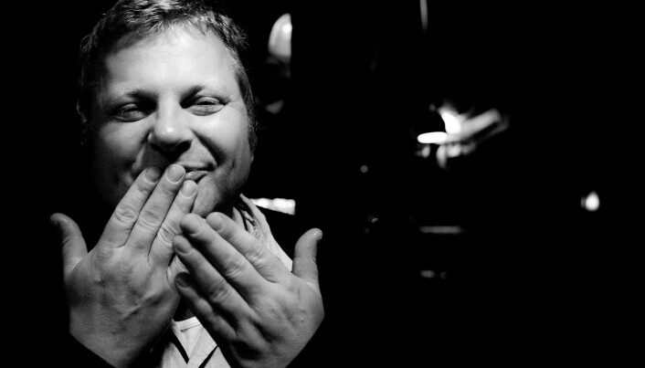 Daglig leder Martin Dynna takker alle fans for bidrag . Daglig leder Martin Dynna takker alle fans for bidrag .