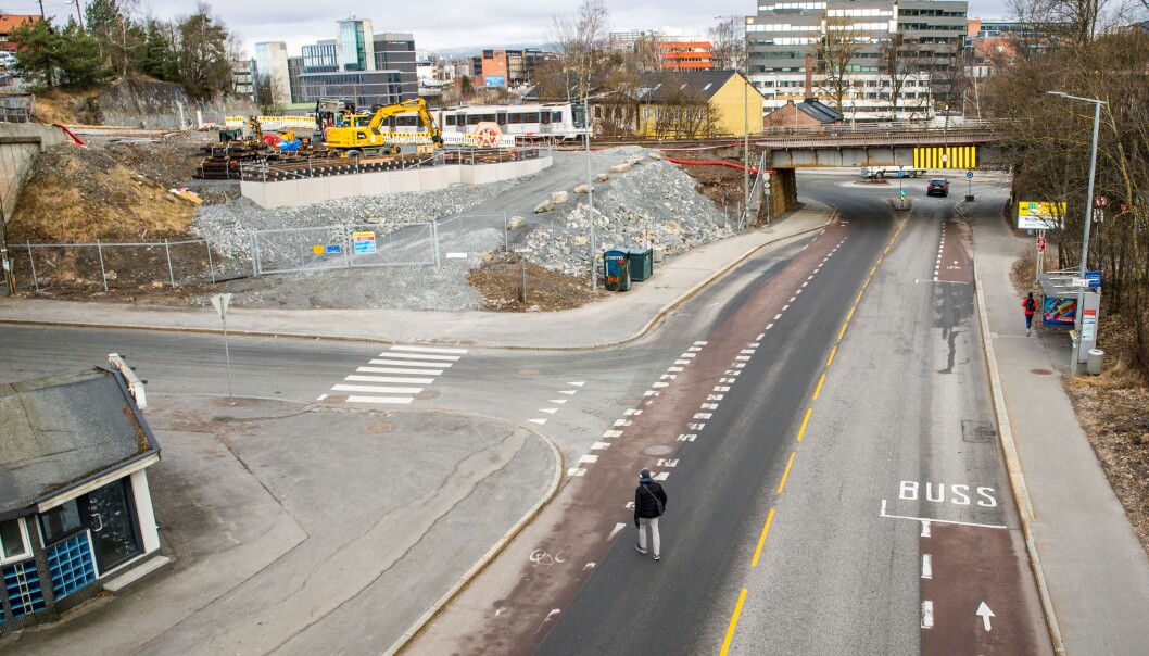 Dette bildet er tatt onsdag kl 08.48. På dette tidspunktet ville det vanligvis vært travel rushtid på Bryn i Oslo. Dette bildet er tatt onsdag kl 08.48. På dette tidspunktet ville det vanligvis vært travel rushtid på Bryn i Oslo.