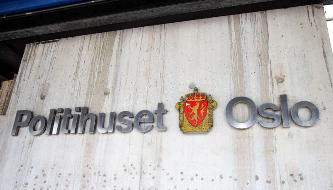 Mannen skal ha blitt plassert i karantene i 14 dager etter at han ankom Norge fra Sverige sit onsdag. Mannen skal ha blitt plassert i karantene i 14 dager etter at han ankom Norge fra Sverige sit onsdag.