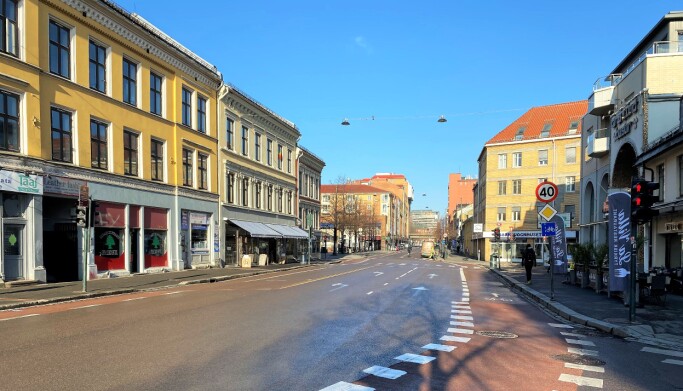 Tirsdag var gatene på Grønland nesten folketomme. Tirsdag var gatene på Grønland nesten folketomme.