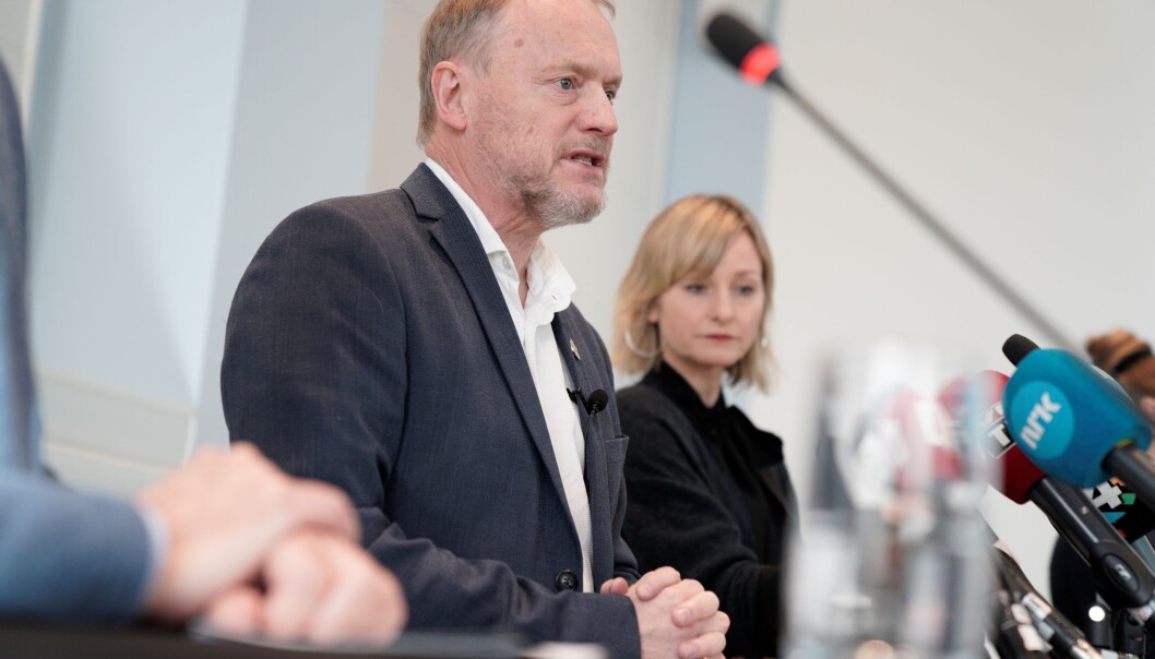 Byrådeleder Raymond Johansen (Ap) og skolebyråd Inga Marte Thorkildsen (SV) legger frem plan for gjenåpning av Oslos skoler og barnehager onsdag klokken 14. Byrådeleder Raymond Johansen (Ap) og skolebyråd Inga Marte Thorkildsen (SV) legger frem plan for gjenåpning av Oslos skoler og barnehager onsdag klokken 14.