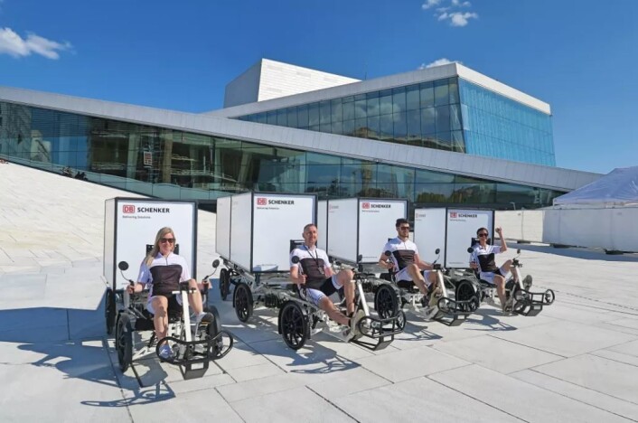 Schenkers elektriske varesykler fotografert på operaen sommeren 2018. Søndag kan du prøve dem ut på Havnelangs. Foto: Schenker Schenkers elektriske varesykler fotografert på operaen sommeren 2018. Søndag kan du prøve dem ut på Havnelangs. Foto: Schenker