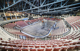 Nå mangler snart bare to lag og 5300 gale ishockeyfans på nye Jordal Amfi. Setene er montert