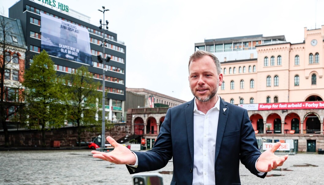— Venstre bør bidra til at arbeidsfolk kan ha fri 1. mai, mener Audun Lysbakken (SV). — Venstre bør bidra til at arbeidsfolk kan ha fri 1. mai, mener Audun Lysbakken (SV).