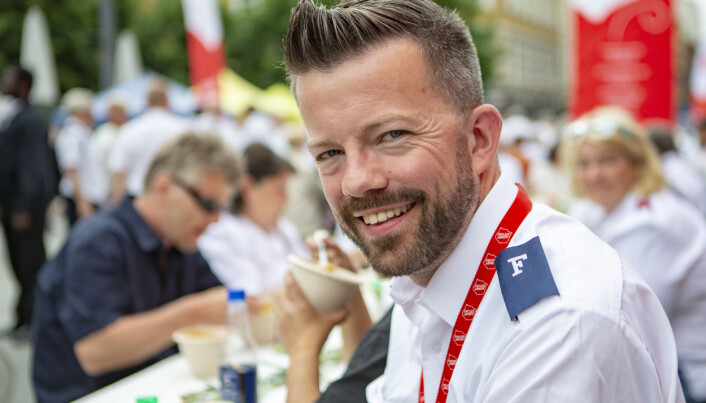 Kommunikasjonssjef Geir Smith-Solevåg i Frelsesarmeen sier det er nødvendig med store endringer i organiseringen i Oslo. Kommunikasjonssjef Geir Smith-Solevåg i Frelsesarmeen sier det er nødvendig med store endringer i organiseringen i Oslo.
