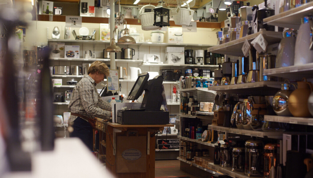 Nina Reinung har ansvaret for nettsalget i butikken. Nina Reinung har ansvaret for nettsalget i butikken.