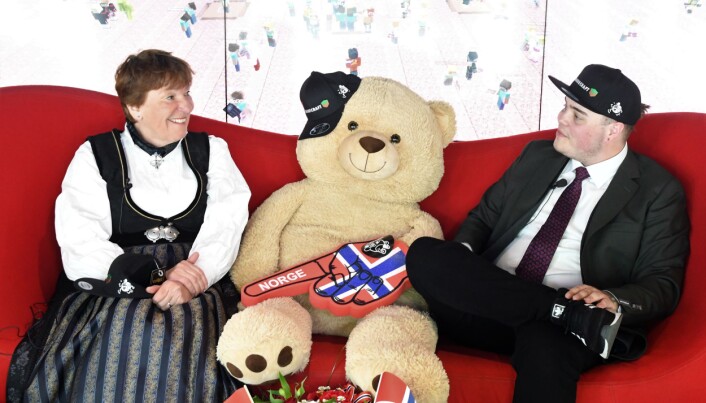 Bamse ble brukt som smitte-skille mellom ordfører Marianne Borgen og initiativtaker Fredrik Sørensen. Bamse ble brukt som smitte-skille mellom ordfører Marianne Borgen og initiativtaker Fredrik Sørensen.