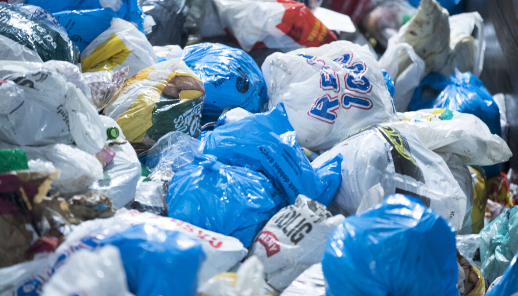 Selskapet Plastretur, som driftes av Grønt Punkt Norge, har varslet oppsigelse av avtalen med blant annet Oslo kommune om innsamling av blåposer med returplast. Selskapet Plastretur, som driftes av Grønt Punkt Norge, har varslet oppsigelse av avtalen med blant annet Oslo kommune om innsamling av blåposer med returplast.