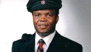 Norsk-nigerianske Eugene Ejike Obiora (48) døde etter at han ble lagt i bakken av politiet i Trondheim. Norsk-nigerianske Eugene Ejike Obiora (48) døde etter at han ble lagt i bakken av politiet i Trondheim.