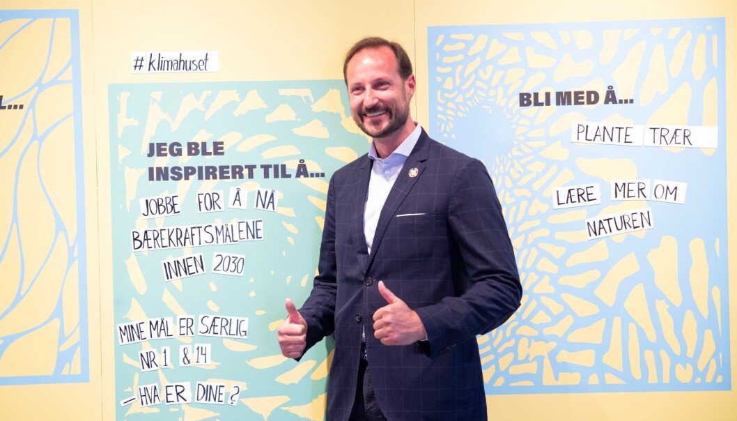 — Klimahuset skal være et levende møtested, sa kronprins Haakon i åpningstalen. — Klimahuset skal være et levende møtested, sa kronprins Haakon i åpningstalen.