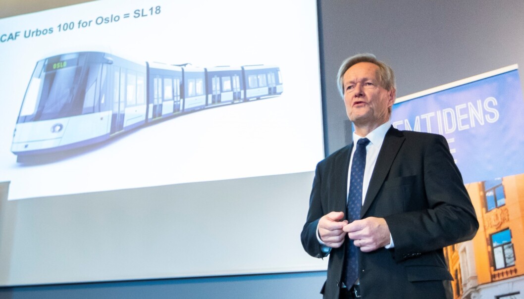 Konsernsjef i Sporveien, Cato Hellesjø, under en presentasjon de 87 nye trikkene som skal kjøpes inn i Oslo fra 2020 til 2024. Konsernsjef i Sporveien, Cato Hellesjø, under en presentasjon de 87 nye trikkene som skal kjøpes inn i Oslo fra 2020 til 2024.