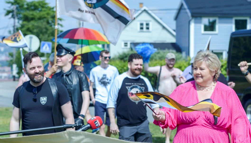 Statsminister Erna Solberg (H) på Ekeberg under Pride-markering. Statsminister Erna Solberg (H) på Ekeberg under Pride-markering.