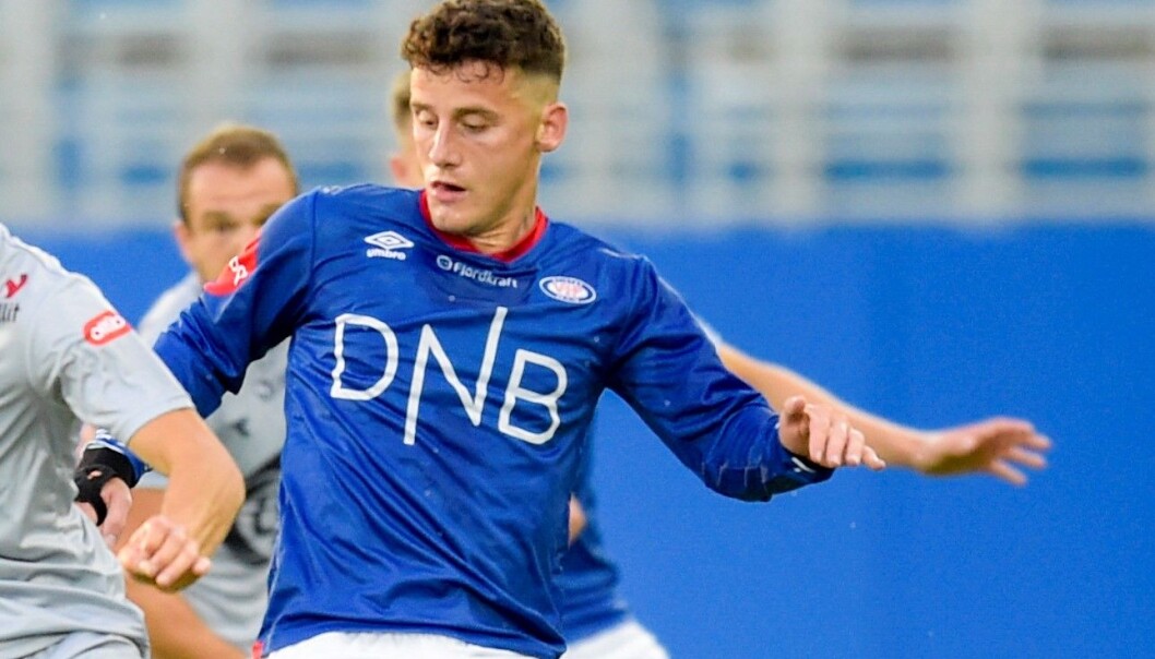 Fram og tilbake er like langt. Men nå sier NFF at Vålerengas Herolind Shala likevel ikke skal sone for gule kort mot RBK onsdag. Fram og tilbake er like langt. Men nå sier NFF at Vålerengas Herolind Shala likevel ikke skal sone for gule kort mot RBK onsdag.