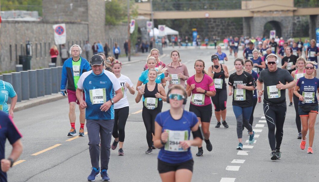 Løpere i ulik alder, kategorier og klasser går glipp av Oslo Maraton på grunn av korona. I fjor var 23.000 påmeldt til løpefesten. Løpere i ulik alder, kategorier og klasser går glipp av Oslo Maraton på grunn av korona. I fjor var 23.000 påmeldt til løpefesten.