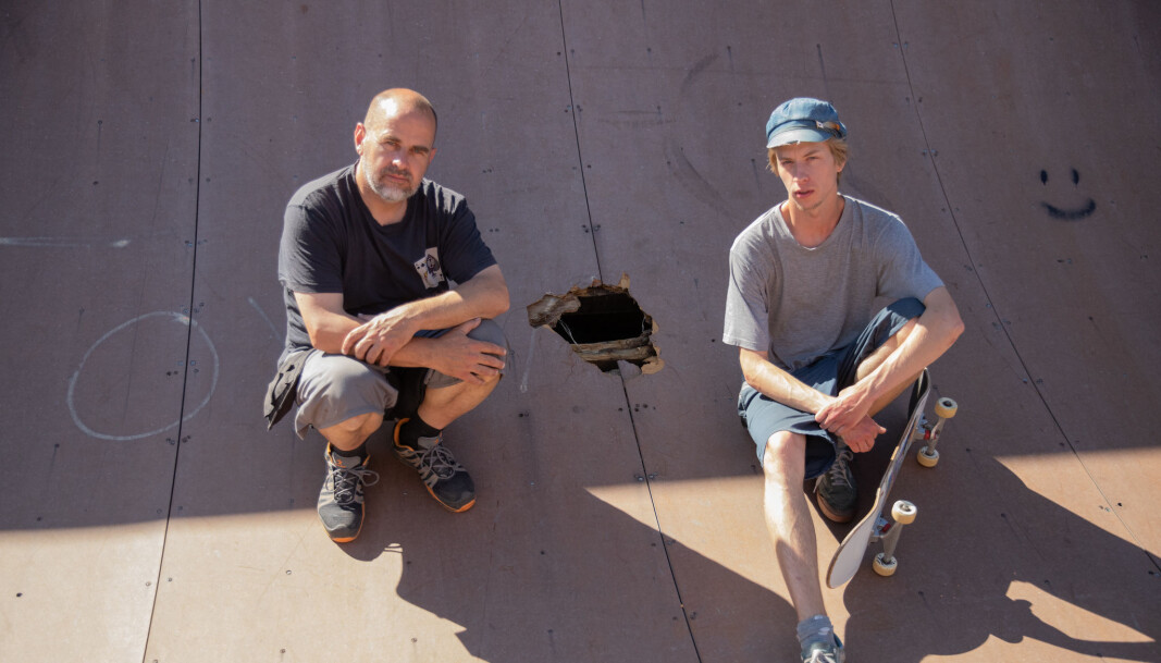 Joakim Wang og Syver Weseth er oppgitt over hvordan Jordal skatepark forfaller. Joakim Wang og Syver Weseth er oppgitt over hvordan Jordal skatepark forfaller.