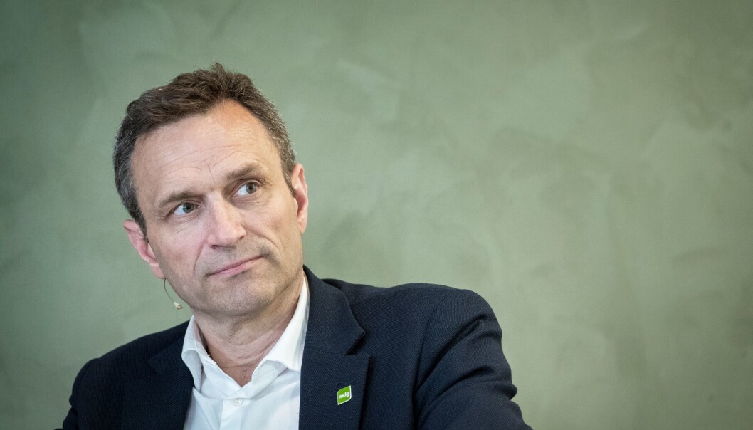 Miljøbyråd Arild Hermstad har bestemt seg for å stenge Bygdøy allé og Drammensveien for gjennomkjøring i rushtiden. Miljøbyråd Arild Hermstad har bestemt seg for å stenge Bygdøy allé og Drammensveien for gjennomkjøring i rushtiden.