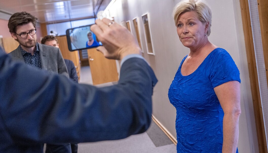 Etter en uke med uro rundt nominasjon før stortingsvalget neste år ser det ut til at Siv Jensen får forventet topplass på Oslo Frps liste. Etter en uke med uro rundt nominasjon før stortingsvalget neste år ser det ut til at Siv Jensen får forventet topplass på Oslo Frps liste.