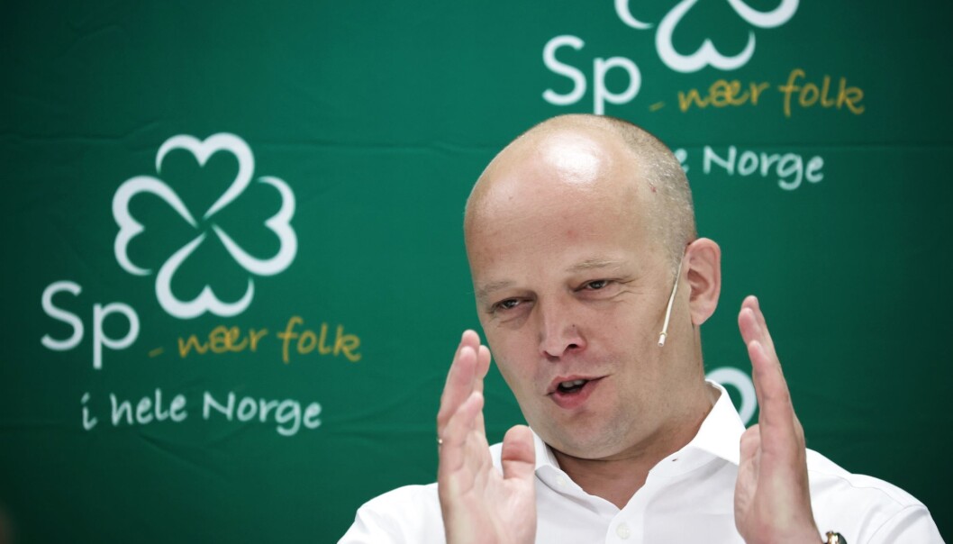 — Arild Hermstad bør nå heller dyrke sykkelen sin fremfor å øke kapasiteten på T-banen, sier Trygve Slagsvold Vedum (Sp). — Arild Hermstad bør nå heller dyrke sykkelen sin fremfor å øke kapasiteten på T-banen, sier Trygve Slagsvold Vedum (Sp).