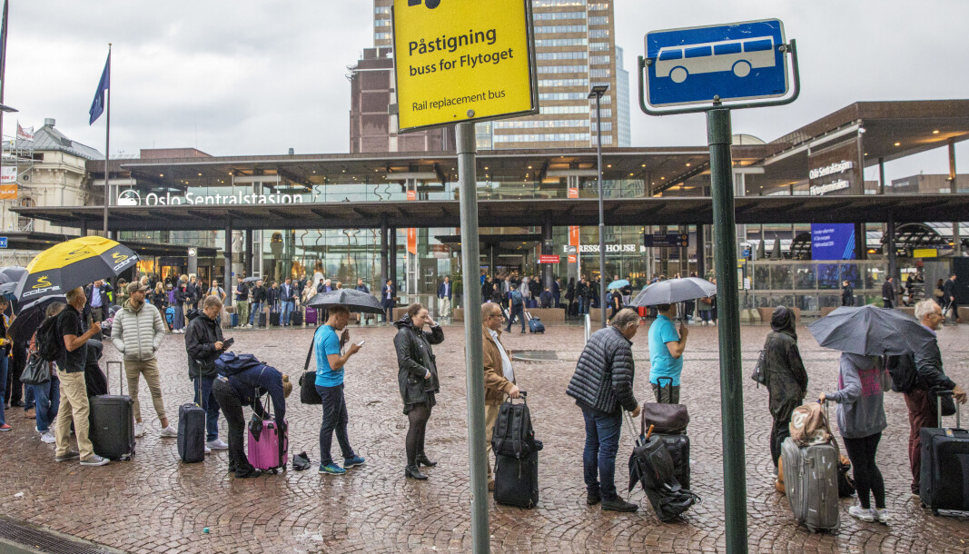 Det går buss for tog mellom Oslo S og Kolbotn Det går buss for tog mellom Oslo S og Kolbotn