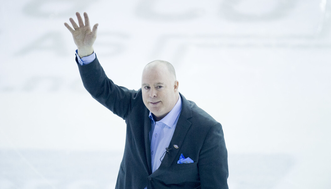 — Hvor lurt er det av Jan Tore Kjær å si at man ikke vil eller kan starte sesongen uten publikum, spør VårtOslos ishockey-ekspert Atle Enersen. — Hvor lurt er det av Jan Tore Kjær å si at man ikke vil eller kan starte sesongen uten publikum, spør VårtOslos ishockey-ekspert Atle Enersen.
