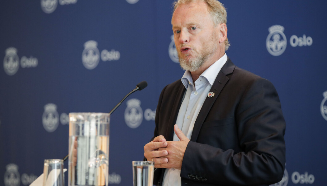 Raymond Johansen (Ap) frykter smittesituasjonen i hovedstaden vil forverres på grunn av busstreiken. Raymond Johansen (Ap) frykter smittesituasjonen i hovedstaden vil forverres på grunn av busstreiken.