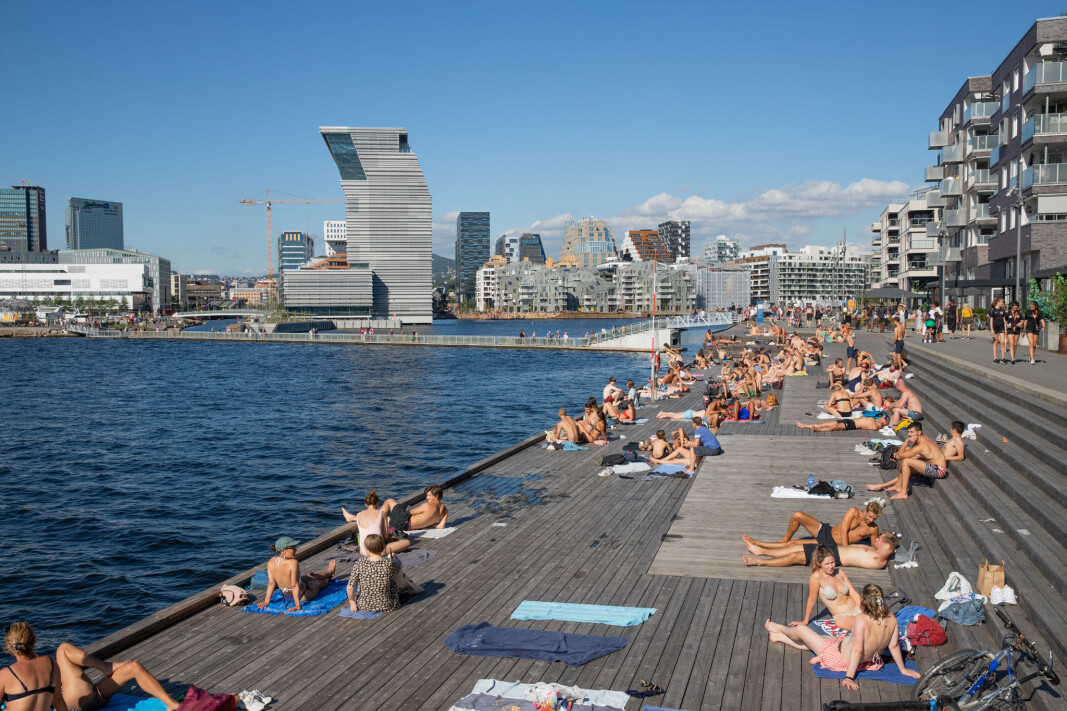 Sørenga har på kort tid blitt et favorittsted for unge Oslo-borgere. Sørenga har på kort tid blitt et favorittsted for unge Oslo-borgere.