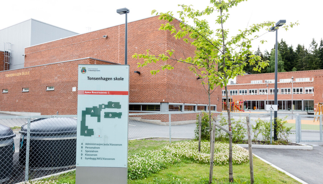 — Dette er ordentlig leit for elever, foresatte og ansatte på 2.trinn, skriver Tonsenhagen skole på sin nettside. — Dette er ordentlig leit for elever, foresatte og ansatte på 2.trinn, skriver Tonsenhagen skole på sin nettside.
