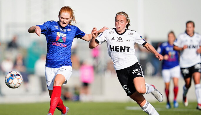 Høyreback Stine Ballisager Pedersen og resten av Vålerenga-forsvaret hadde god kontroll på Rosenberg i første omgang. Høyreback Stine Ballisager Pedersen og resten av Vålerenga-forsvaret hadde god kontroll på Rosenberg i første omgang.