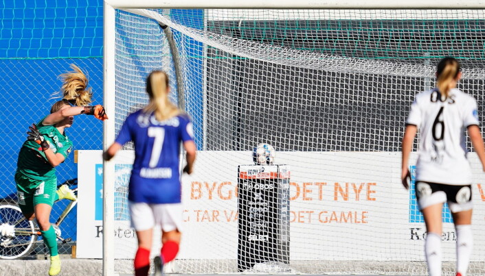 Keeperdebutant Jalen Tompkins hadde en god dag mellom stengene i Trondheim søndag. Keeperdebutant Jalen Tompkins hadde en god dag mellom stengene i Trondheim søndag.