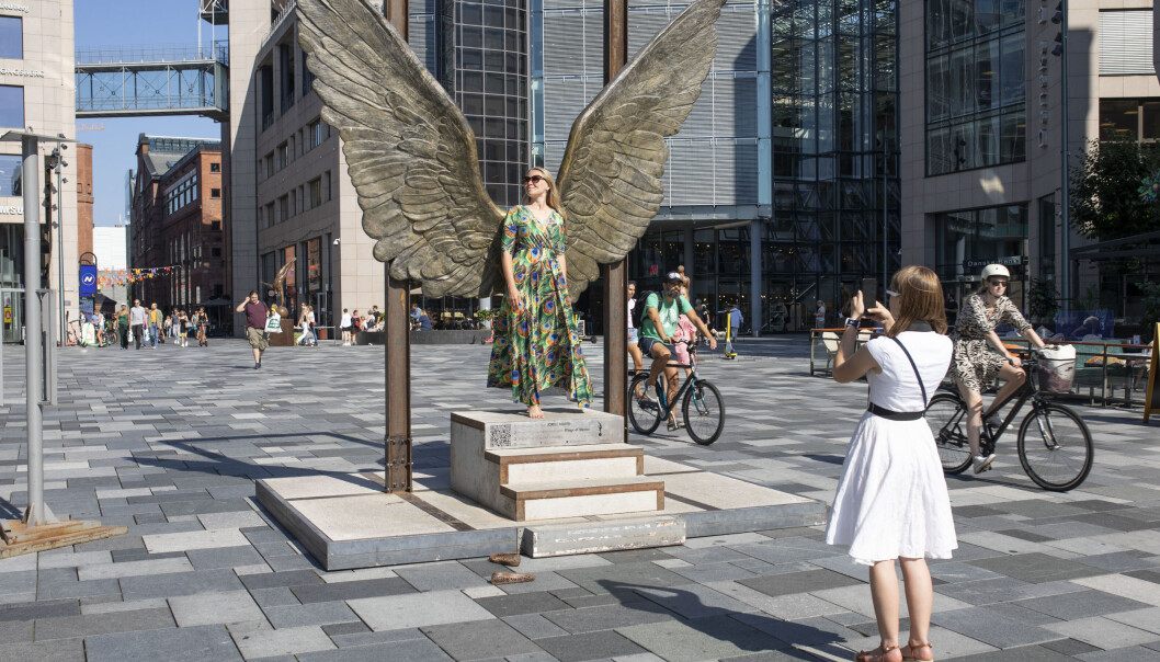 Agnieszka Orłowska var blant de første som grep muligheten til å posere foran «The wings of Mexico». Agnieszka Orłowska var blant de første som grep muligheten til å posere foran «The wings of Mexico».