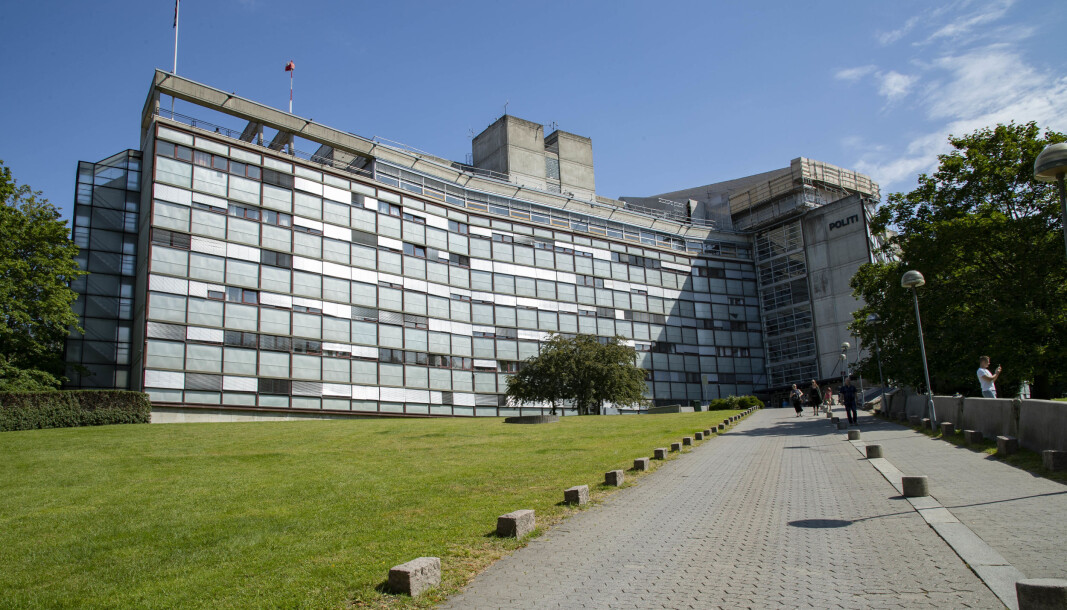 Fram til juli i år falt barne- og ungdomskriminaliteten i Oslo med 34 prosent. Her politihuset på Grønland i Oslo. Fram til juli i år falt barne- og ungdomskriminaliteten i Oslo med 34 prosent. Her politihuset på Grønland i Oslo.