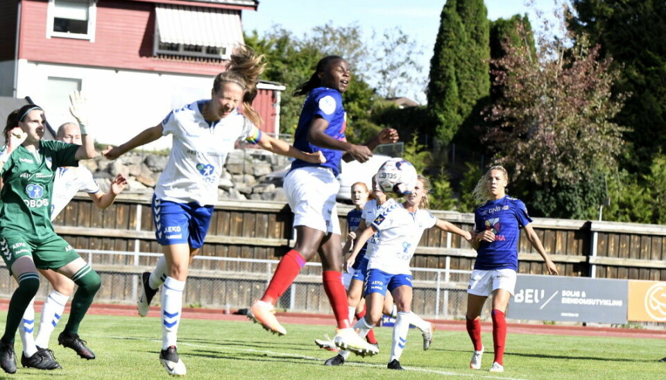 Ajara Njoya og resten av Vålerenga-spillerne slet med å komme til de store sjansene mot Kolbotn søndag.