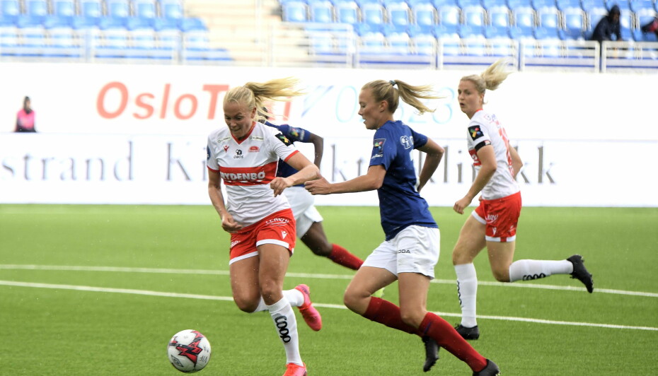 Vålerengas Synne Jensen har endelig funnet målformen. Her er hun på vei igjennom for å sette inn 2-0-målet.